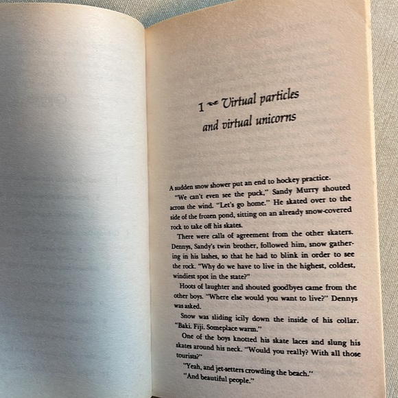 📚2/$6 Many Waters #4 in the Time Quartet - Picture 9 of 12